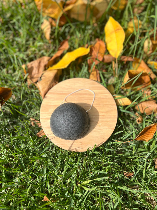 Livia's Charcoal Konjac Sponge